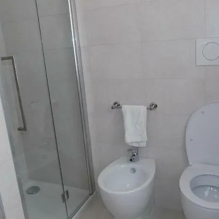 Excelent Two-rooms 아파트